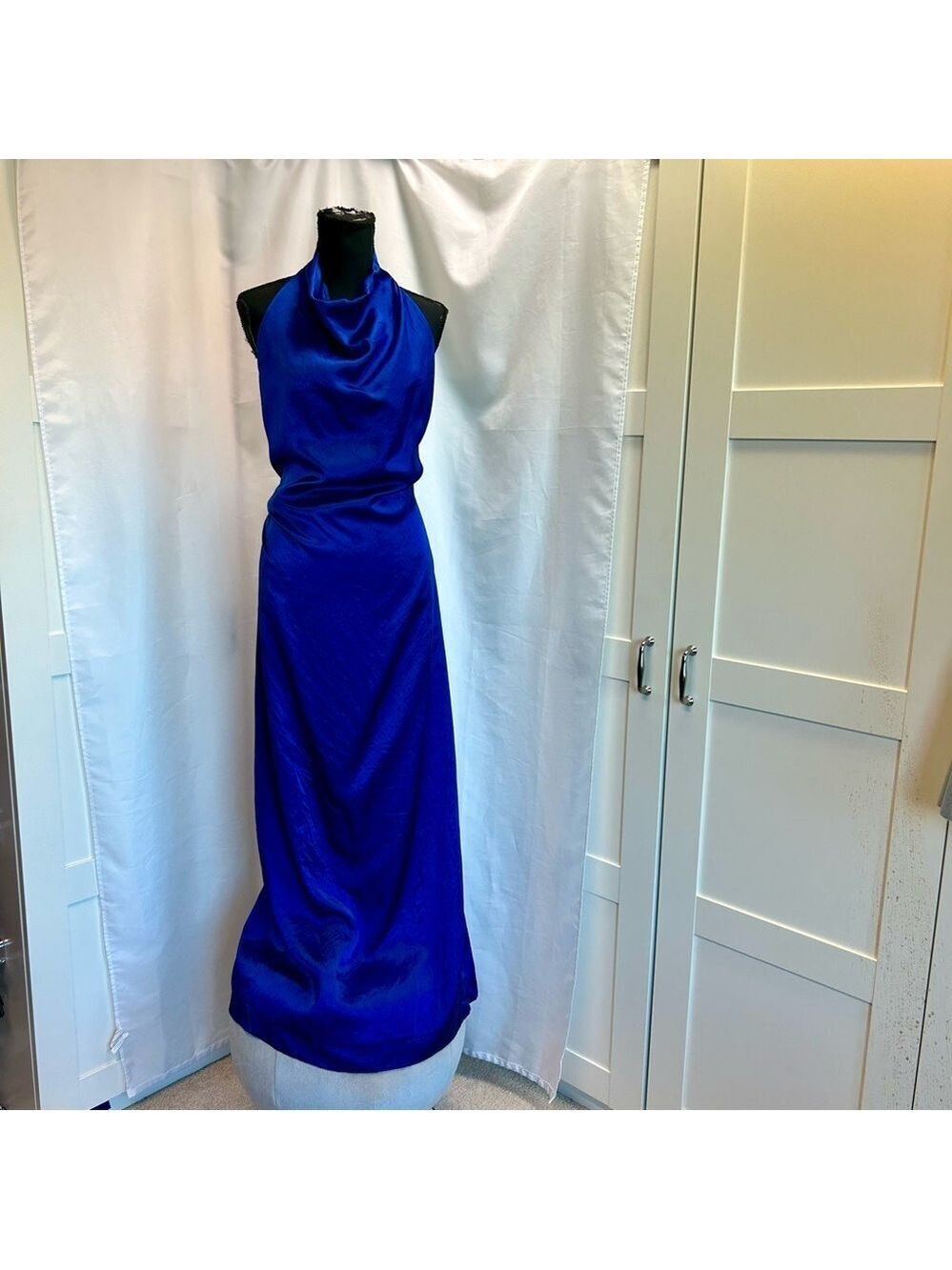 Zara women collection blue wrinkle satin effect open back halter top maxi dress - Picture 6 of 14